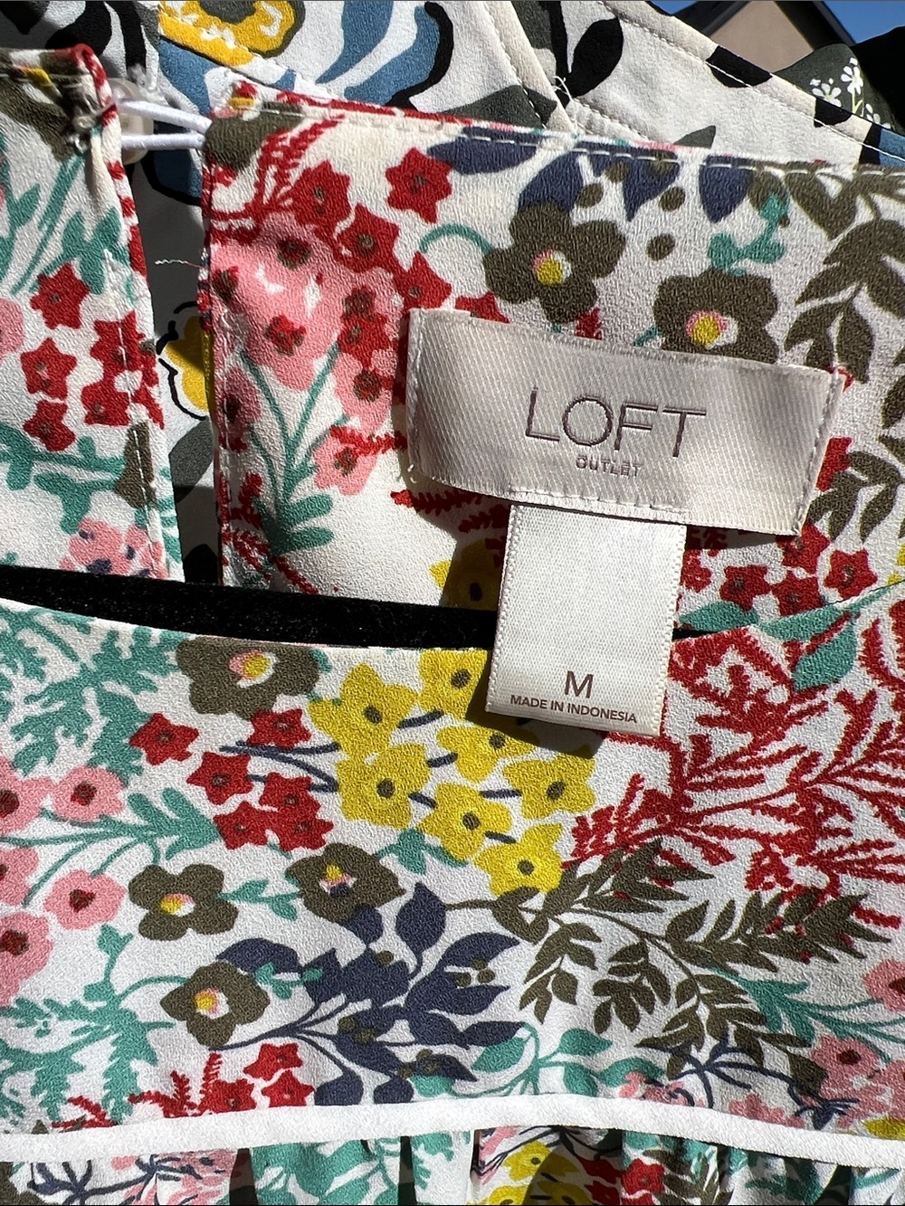 5 Loft / Loft Outlet Long Sleeve Tops- Medium - Picture 4 of 6